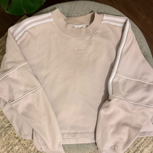 Adidas Cropped Sweatshirt Oversized Medium Women's Light Purple 🤍 Cute EUC! - Picture 3 of 5